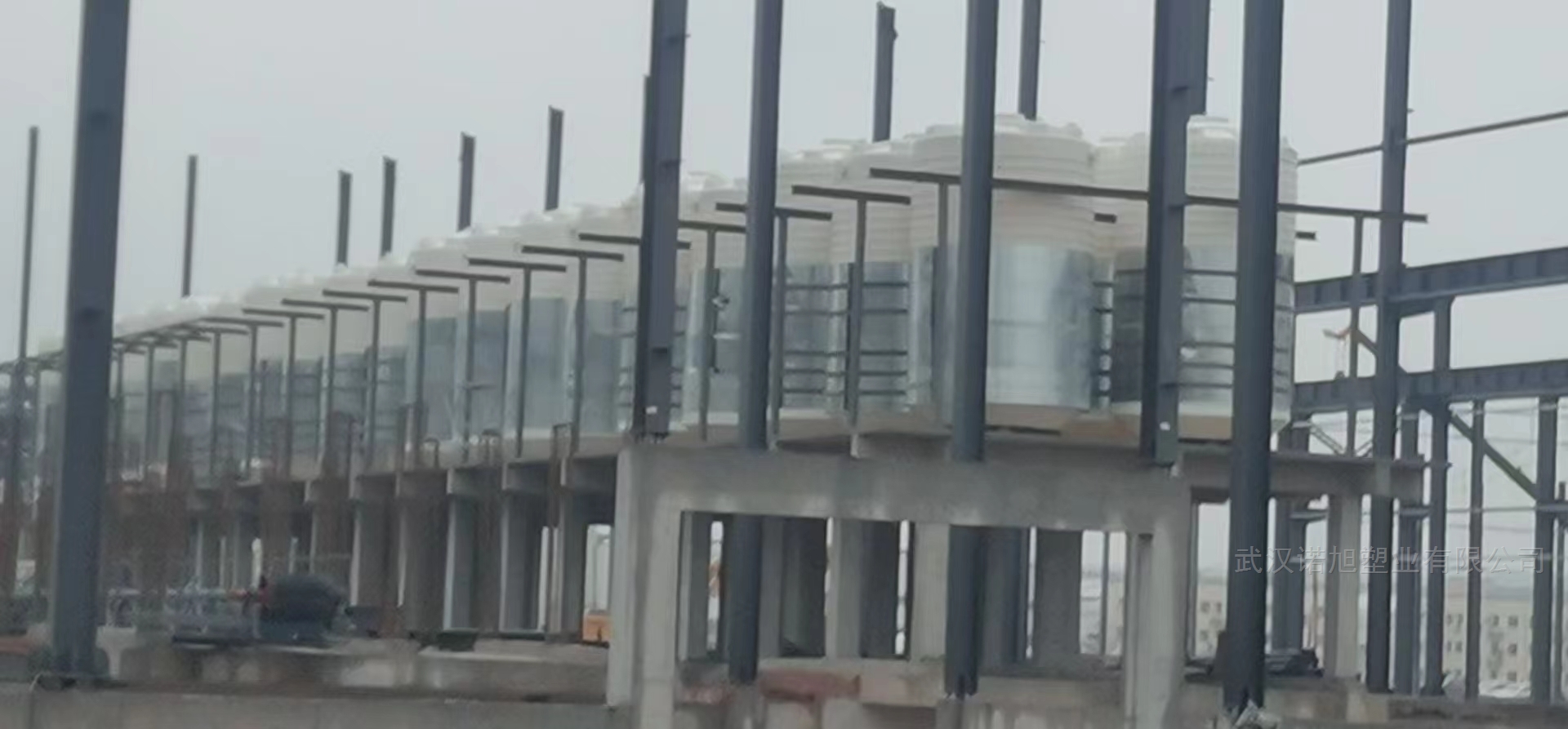 50立方防腐蝕耐高溫石英砂提純反應(yīng)桶 PE聚乙烯錐底桶 一體成型非焊接