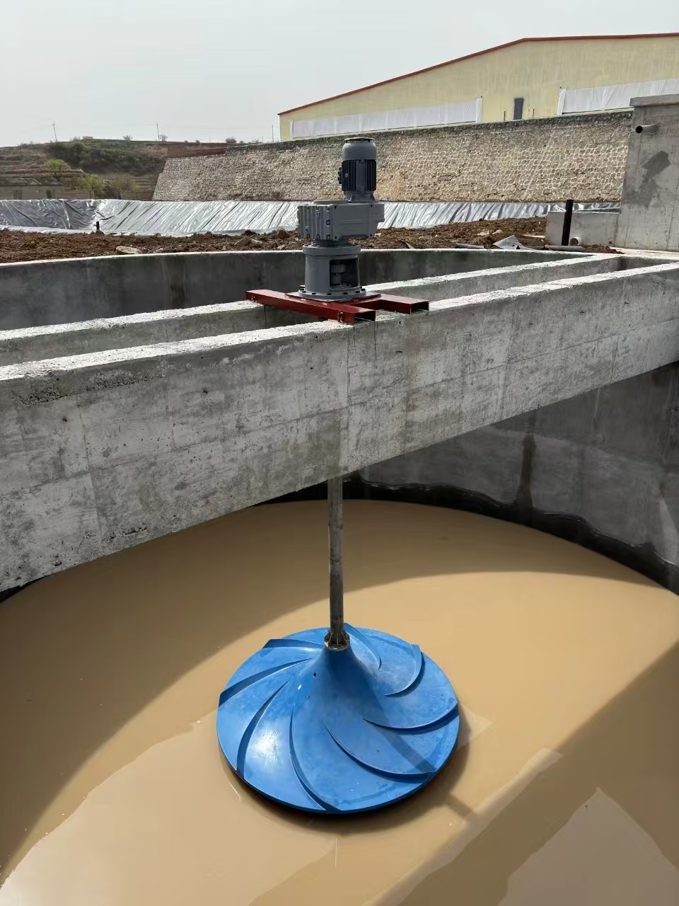 双曲面搅拌机旋转方向判断与调整方法