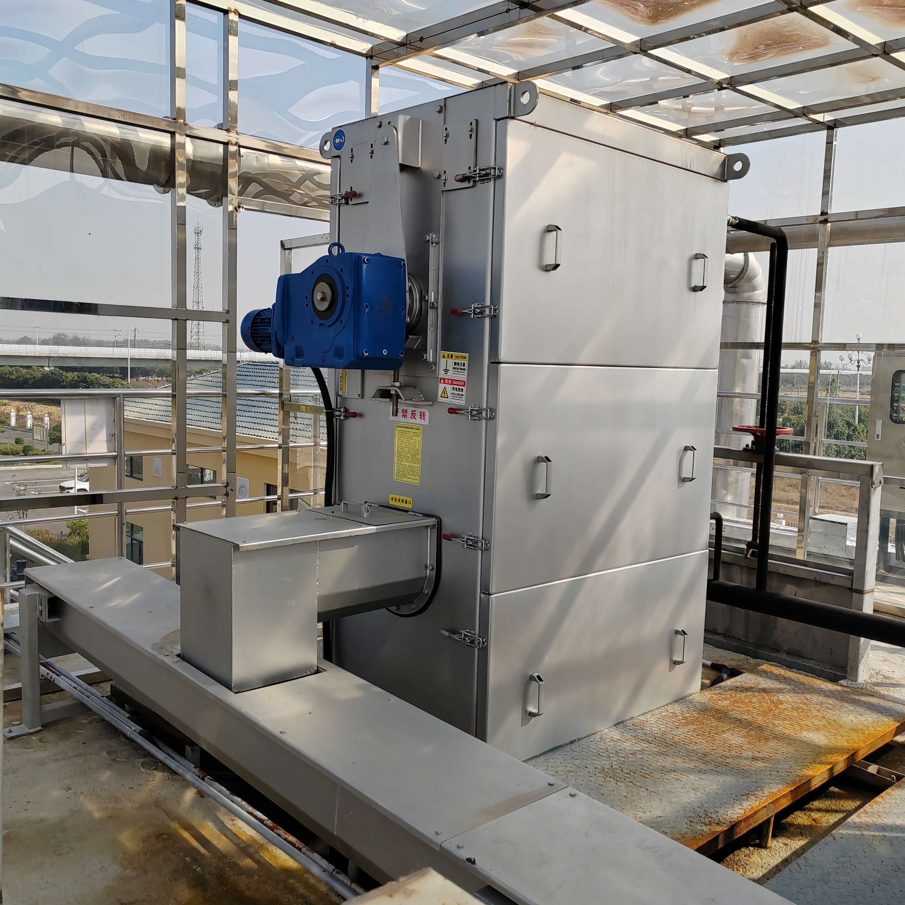 内进流网板细格栅如何选型